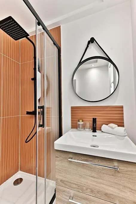 Appartement 3 Chambres Paris Sentier 0*,  France